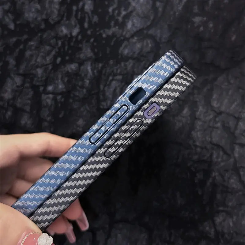 Carbon Fiber Pattern Magnetic Shell High-end Texture Fashion Street Popular Suitable for Apple Protective Case Creative for IPhone16 15 14 13 12 11 Plus Pro Max Mobile Phone Case